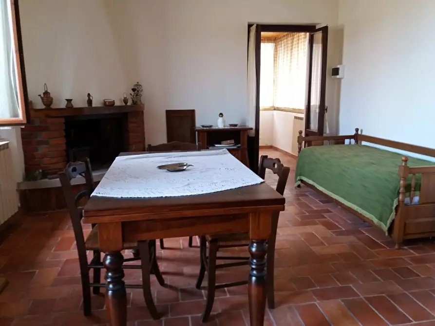 Immagine 2 di Appartamento in vendita  a Cavriglia