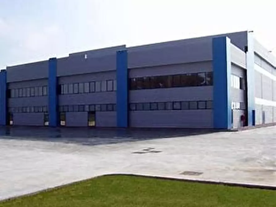 Immagine 1 di Capannone industriale in vendita  in PIAZZA DANTE ALIGHIERI a Borgo San Lorenzo