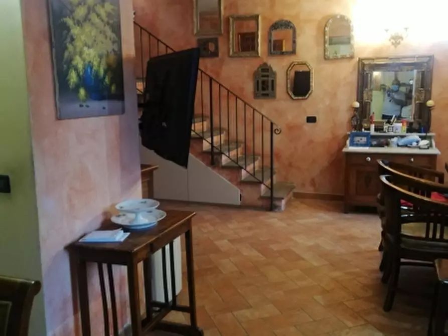 Immagine 5 di Terratetto in vendita  a Borgo San Lorenzo