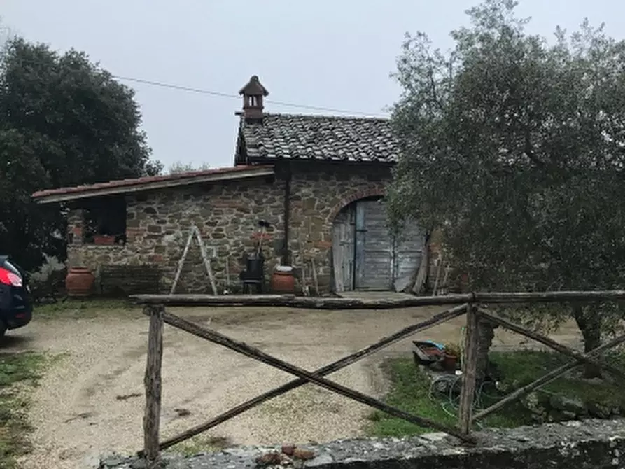 Immagine 13 di Casa colonica in vendita  in PIAZZA DANTE ALIGHIERI a Figline E Incisa Valdarno