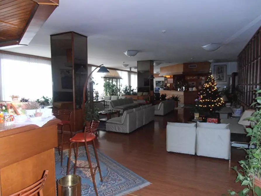 Immagine 5 di Albergo/B&B/Residence in vendita  a Firenze