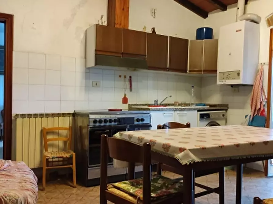 Immagine 1 di Appartamento in vendita  in PIAZZA DANTE a Figline E Incisa Valdarno