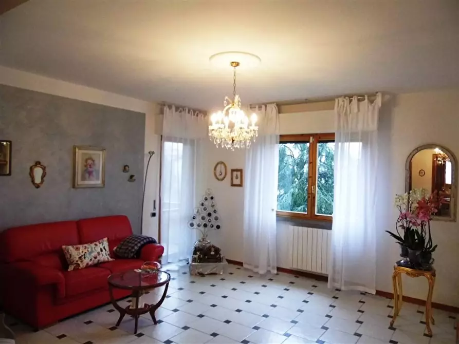 Immagine 2 di Appartamento in vendita  a Borgo San Lorenzo