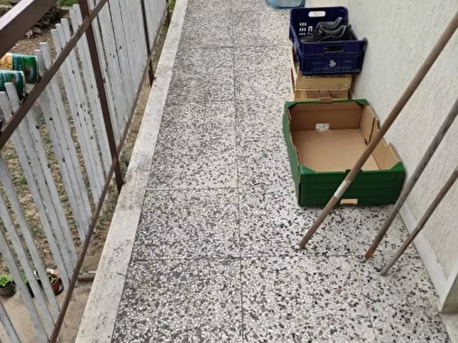 Immagine 12 di Villa in vendita  in PIAZZA DANTE ALIGHIERI a Figline E Incisa Valdarno