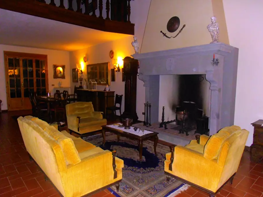 Immagine 4 di Villa in vendita  a Dicomano