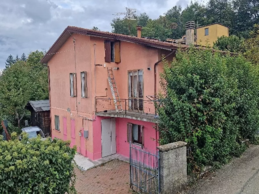 Immagine 2 di Villa in vendita  in VIA a Zocca