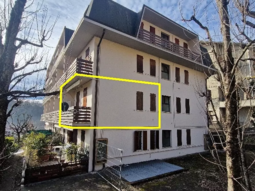 Immagine 7 di Appartamento in vendita  in VIA a Montese