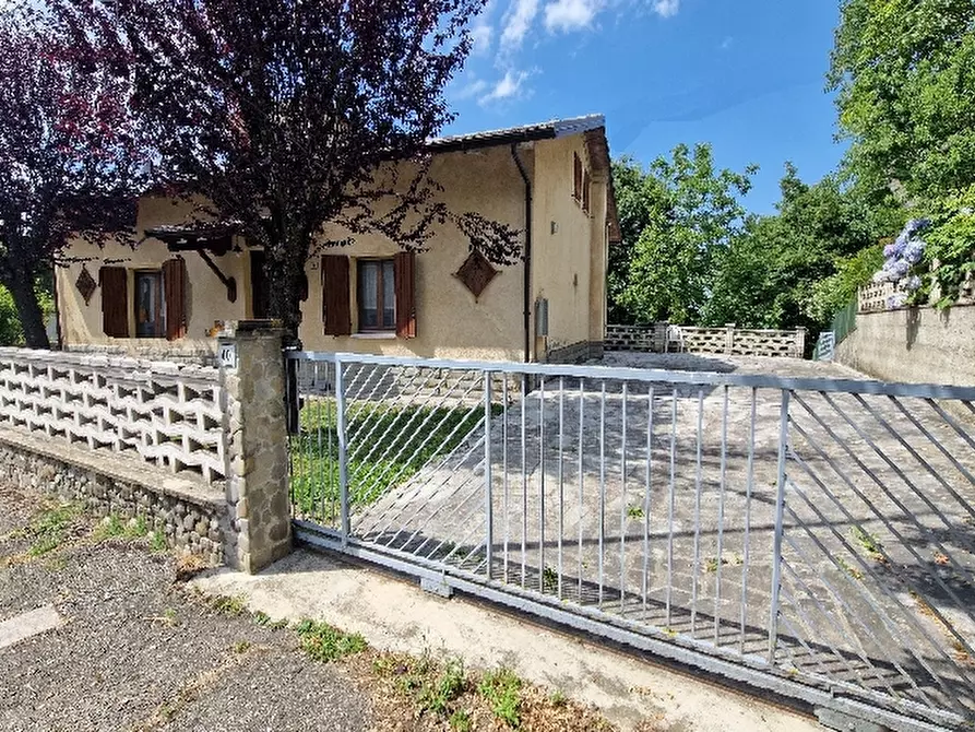 Immagine 2 di Villa in vendita  in VIA a Guiglia