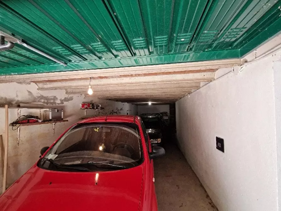 Immagine 15 di Villa in vendita  in VIA a Guiglia