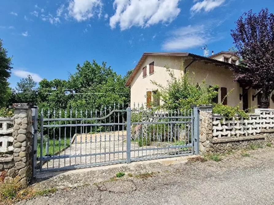Immagine 4 di Villa in vendita  in VIA a Guiglia