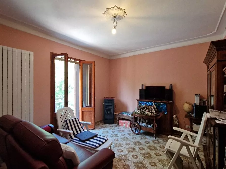 Immagine 8 di Villa in vendita  in VIA a Guiglia