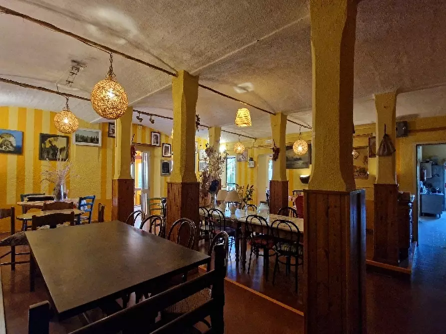 Immagine 6 di Villaggio turistico in vendita  in VIA a Montese