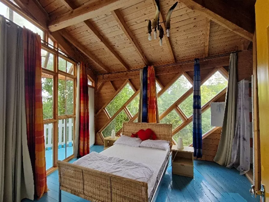 Immagine 12 di Villaggio turistico in vendita  in VIA a Montese