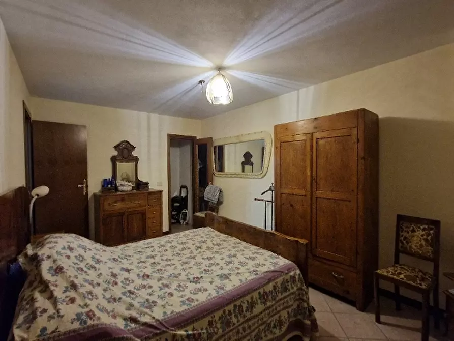 Immagine 14 di Appartamento in vendita  in VIA a Montese