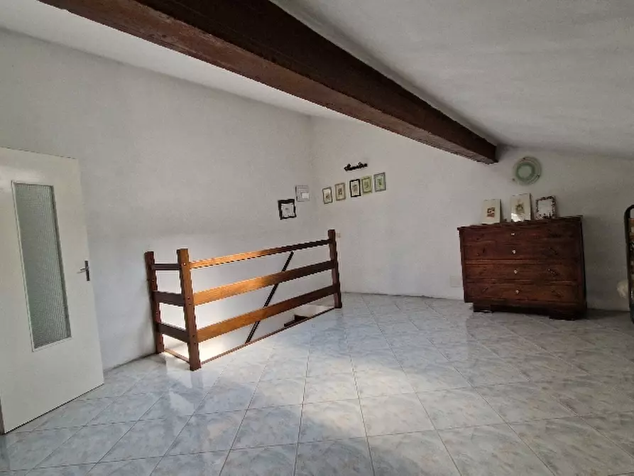 Immagine 16 di Appartamento in vendita  in VIA a Montese