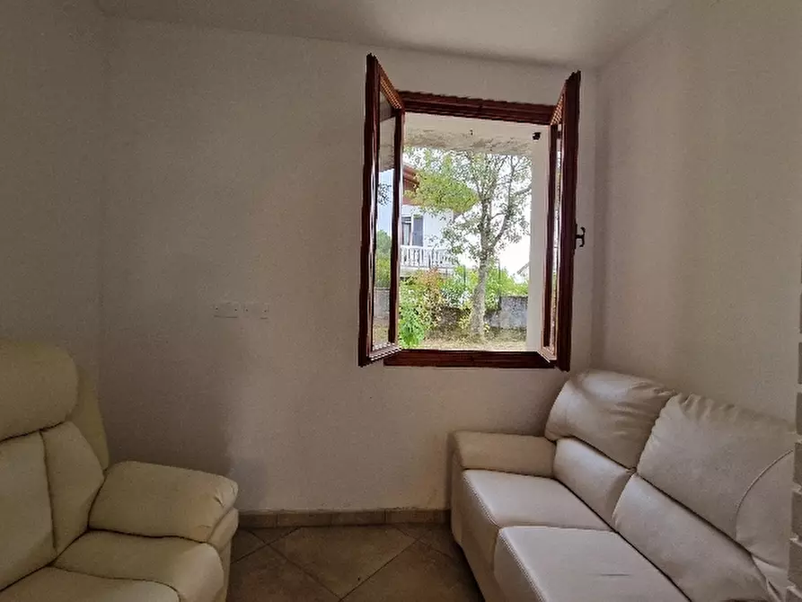 Immagine 13 di Villa in vendita  in VIA a Montese