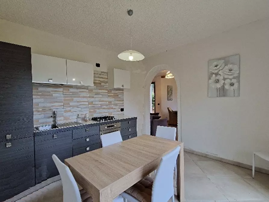 Immagine 15 di Villa in vendita  in VIA a Montese