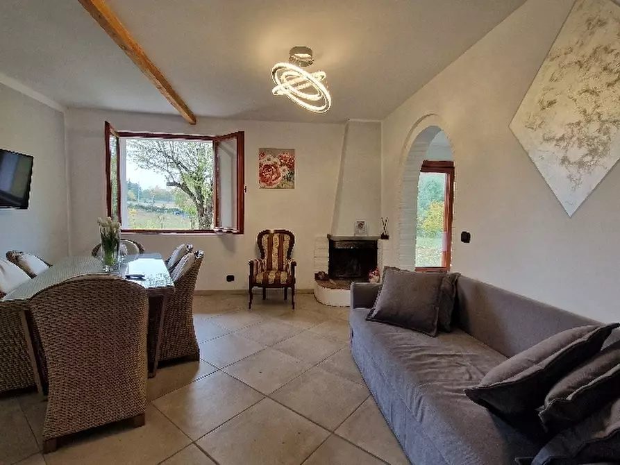 Immagine 11 di Villa in vendita  in VIA a Montese