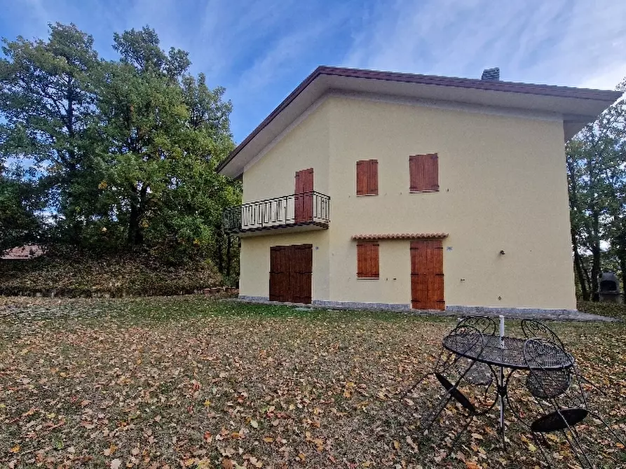 Immagine 3 di Villa in vendita  in VIA a Montese
