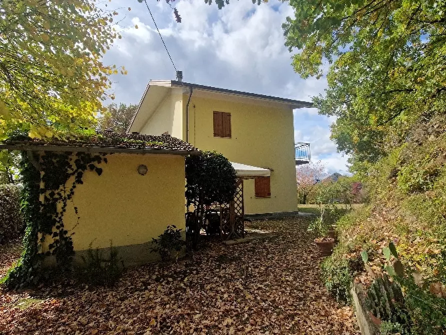 Immagine 5 di Villa in vendita  in VIA a Montese