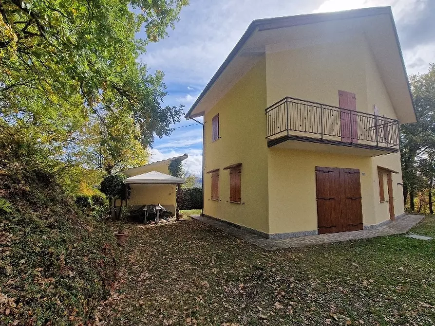 Immagine 6 di Villa in vendita  in VIA a Montese