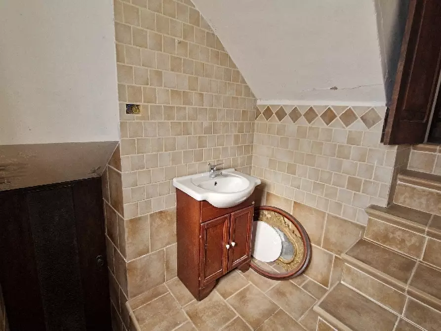 Immagine 12 di Rustico / casale in vendita  in VIA a Zocca