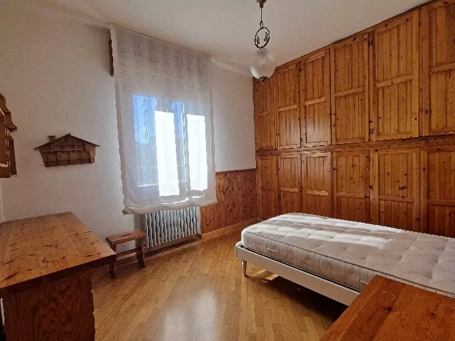 Immagine 14 di Appartamento in vendita  in VIA a Montese