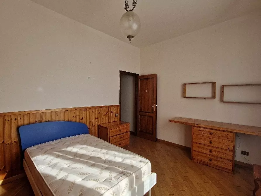 Immagine 15 di Appartamento in vendita  in VIA a Montese