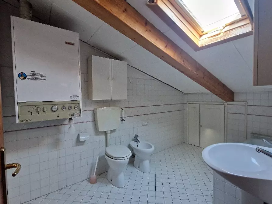 Immagine 23 di Appartamento in vendita  in VIA a Montese