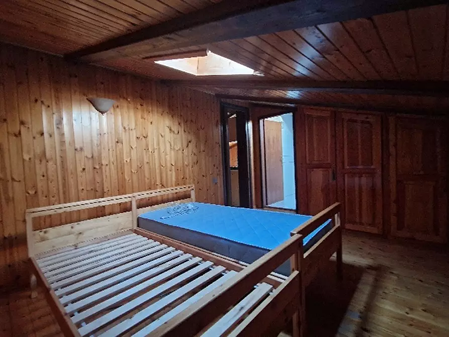 Immagine 22 di Appartamento in vendita  in VIA a Montese