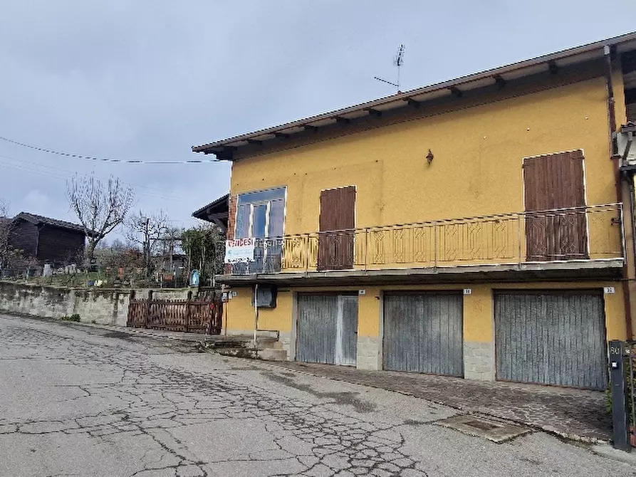 Immagine 2 di Villetta a schiera in vendita  in VIA a Montese