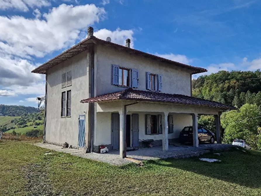 Immagine 4 di Villa in vendita  in Via Bologna a Castel D'aiano