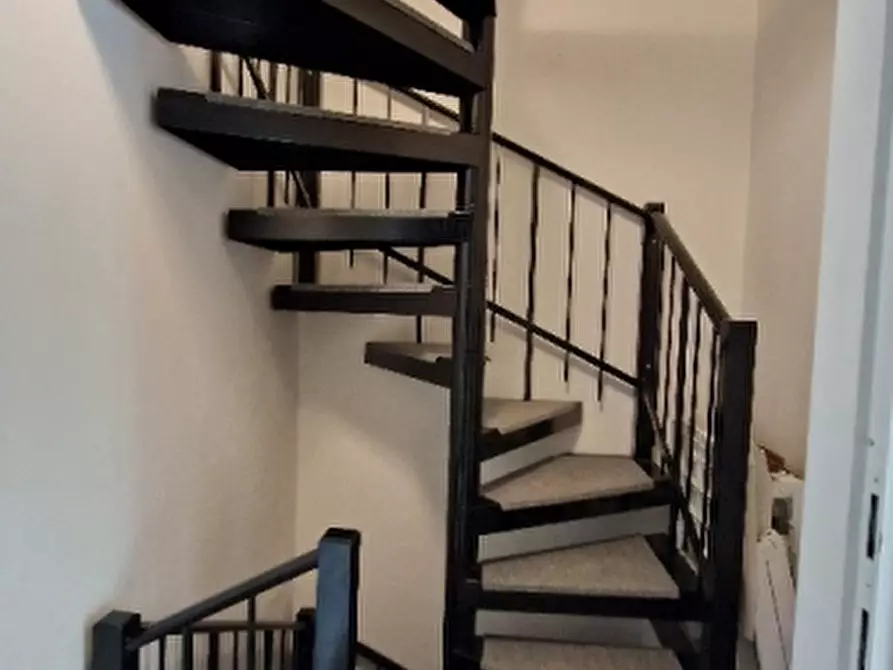 Immagine 11 di Villetta a schiera in vendita  in Via a Zocca