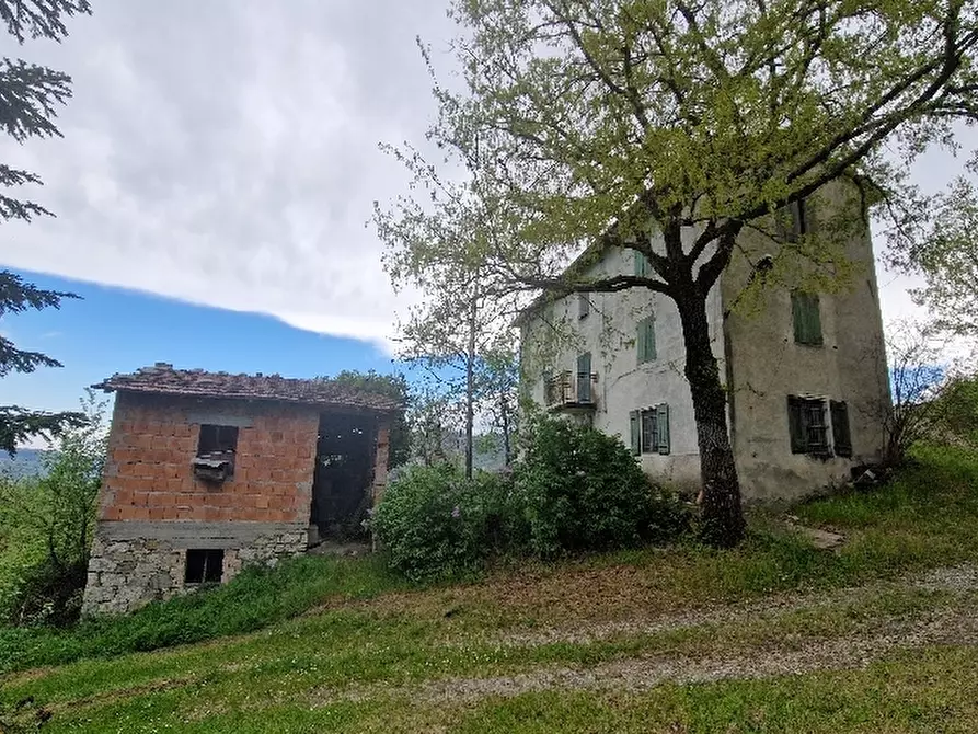 Immagine 4 di Rustico / casale in vendita  in Via a Montese