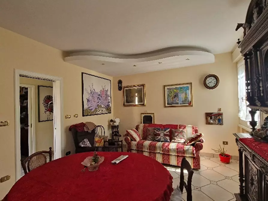 Immagine 11 di Villa in vendita  in Via a Zocca