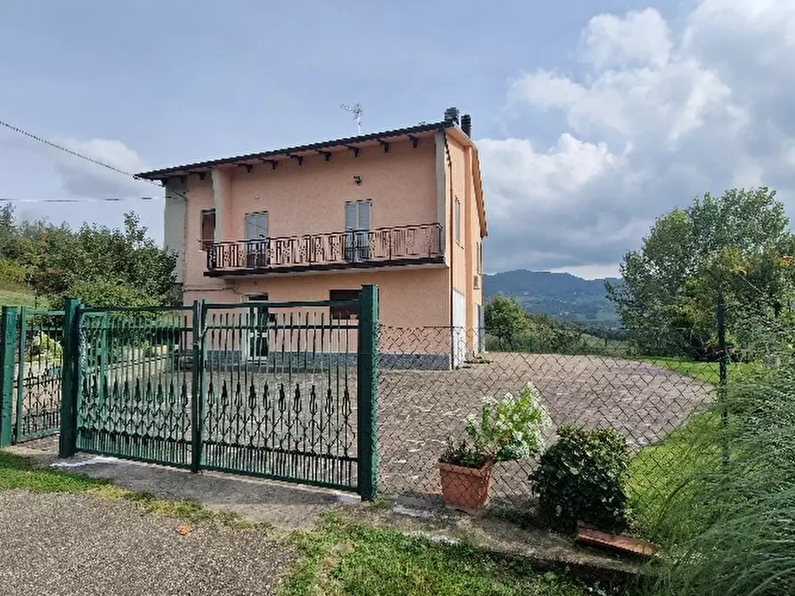 Immagine 3 di Azienda agricola in vendita  in VIA a Montese