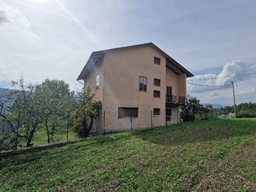 Immagine 6 di Azienda agricola in vendita  in VIA a Montese