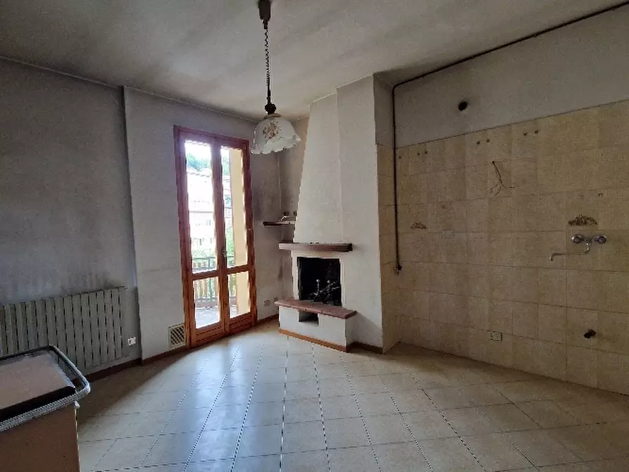 Immagine 1 di Appartamento in vendita  in VIA a Montese