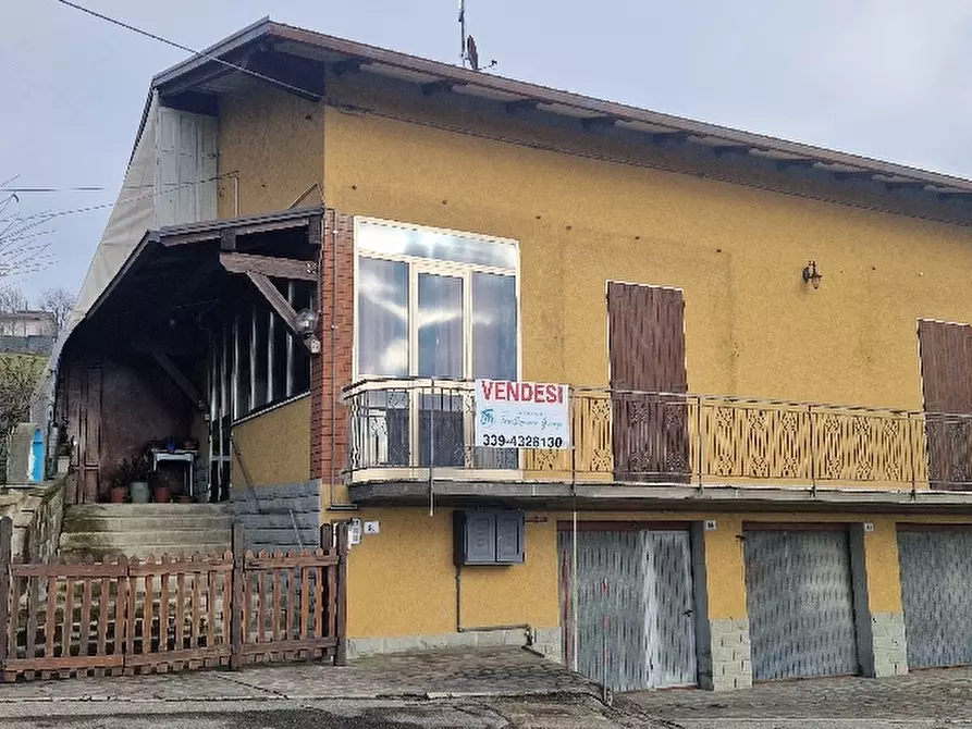 Immagine 1 di Villetta a schiera in vendita  in VIA a Montese