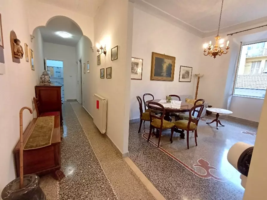 Immagine 13 di Appartamento in affitto  a Alassio