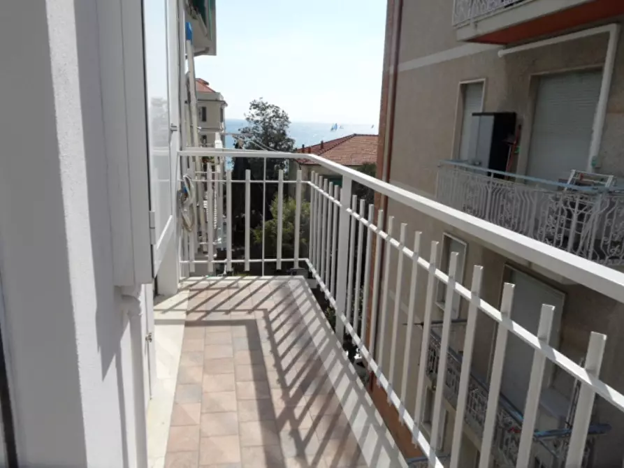 Immagine 11 di Appartamento in affitto  in via marconi 43 a Alassio
