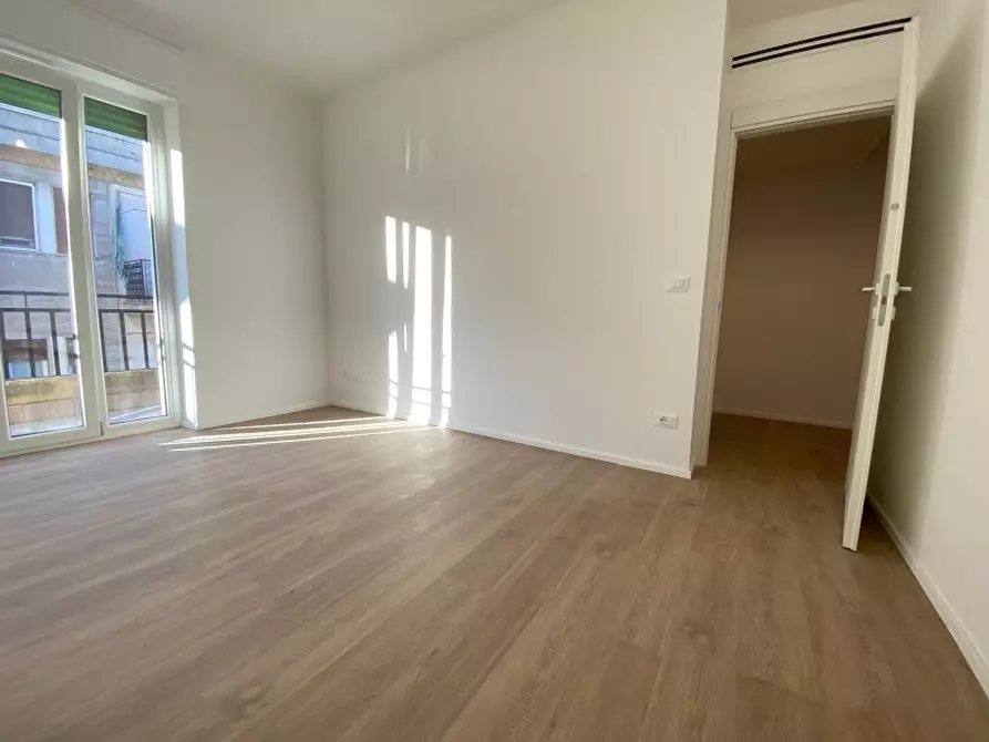 Immagine 12 di Appartamento in vendita  in via privata francesco bogliolo 13 a Alassio