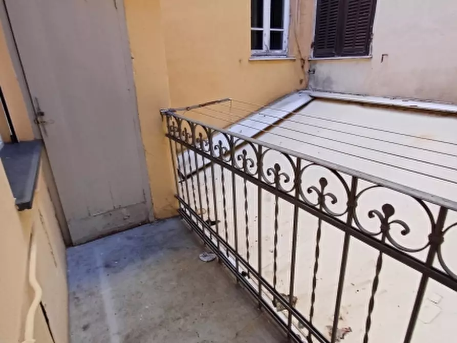 Immagine 12 di Porzione di casa in vendita  a Alassio