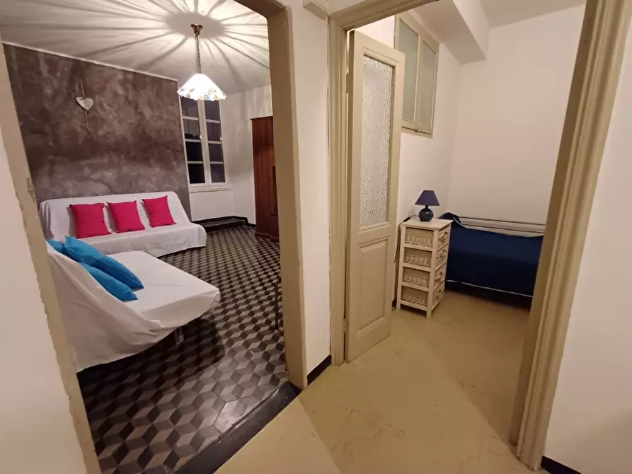 Immagine 21 di Porzione di casa in vendita  a Alassio