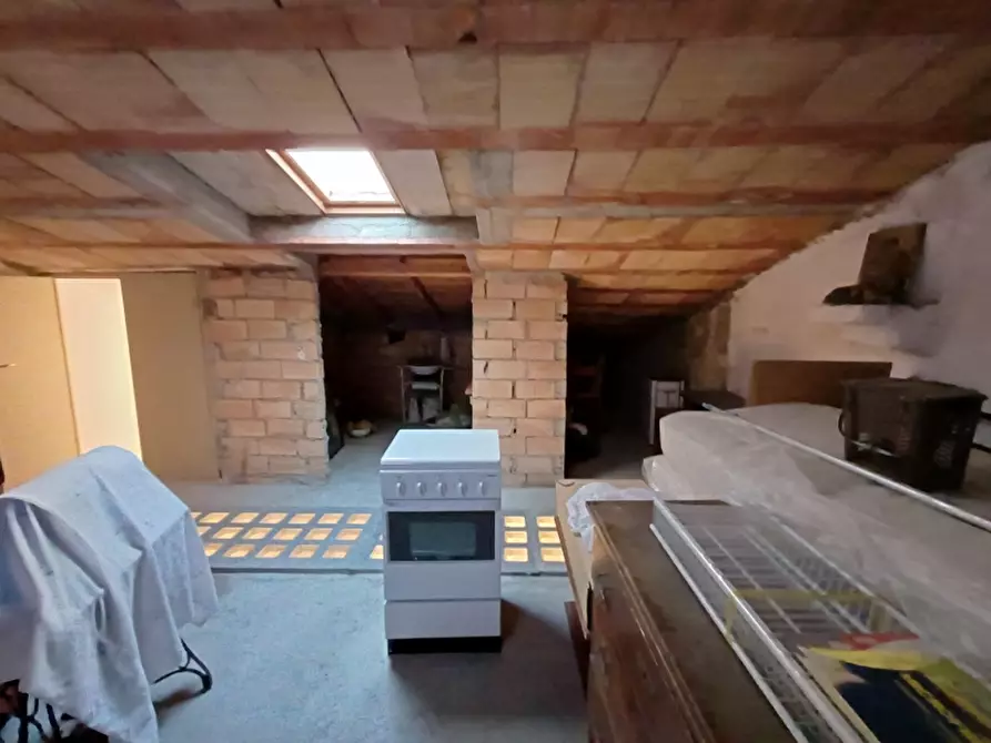 Immagine 26 di Porzione di casa in vendita  a Alassio