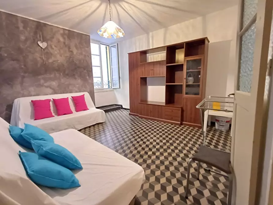 Immagine 6 di Porzione di casa in vendita  a Alassio