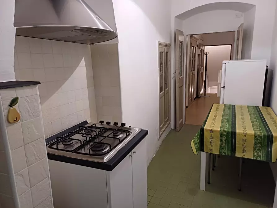 Immagine 10 di Porzione di casa in vendita  a Alassio