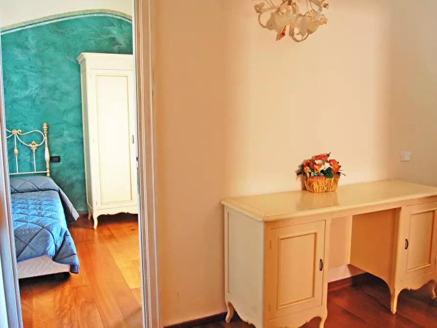 Immagine 4 di Villa in vendita  a Tovo San Giacomo