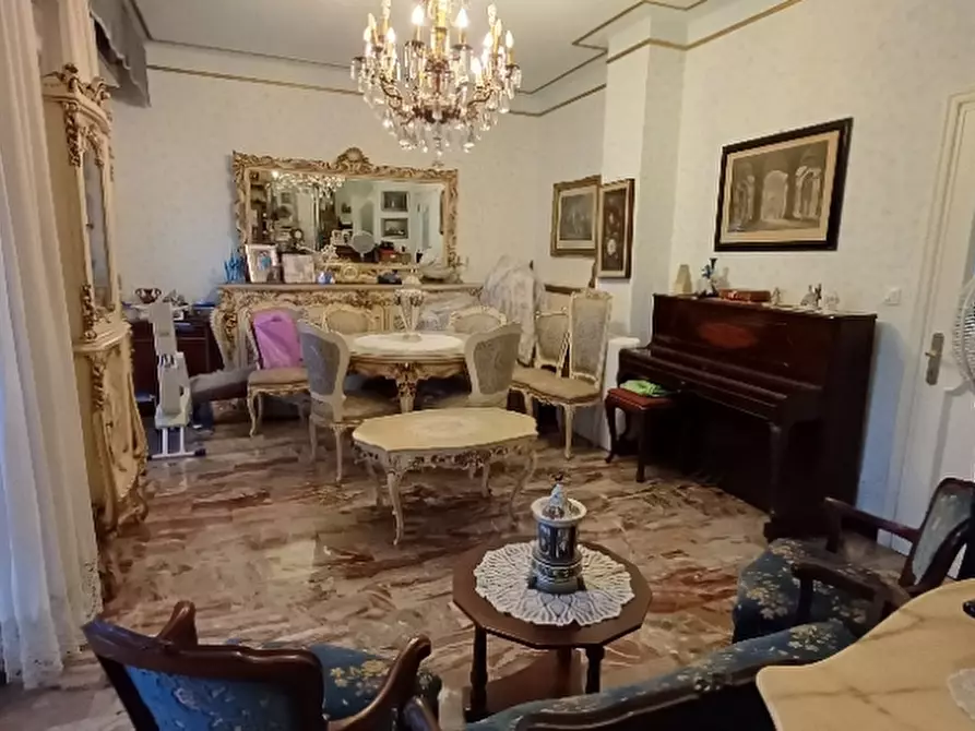 Immagine 13 di Attico in vendita  a Albenga