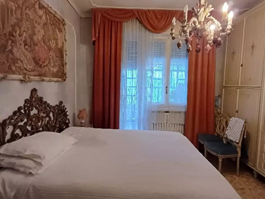 Immagine 8 di Attico in vendita  a Albenga